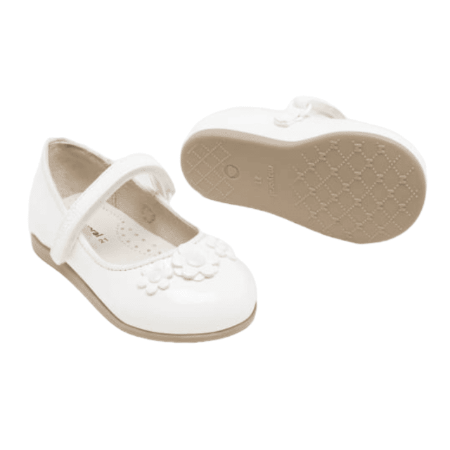 patent-leather-ballet-flats-baby_id_23-41442-080-M-6-PhotoRoom