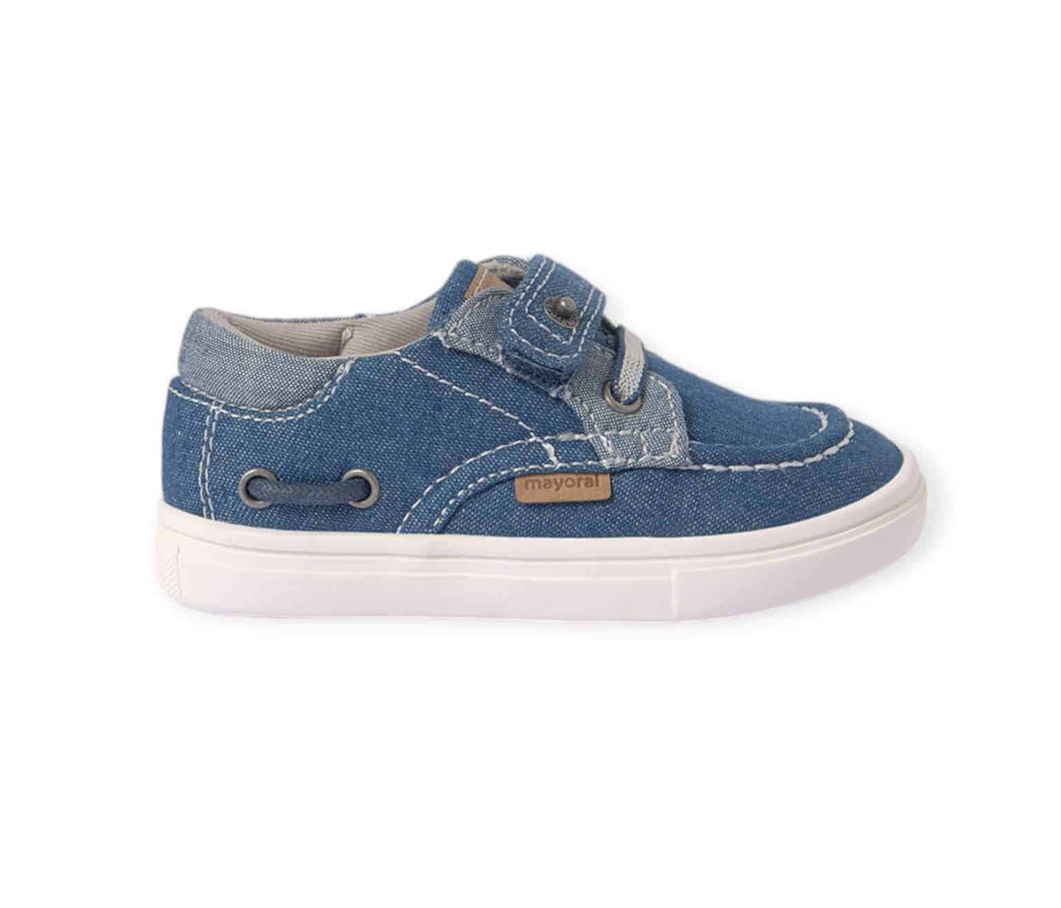 baby-fabric-boat-shoes-jeans-XL-4-Photoroom